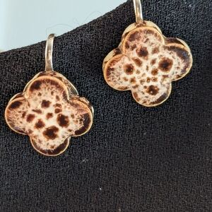 🟤 Vintage Screwback Ceramic earrings clover cream Mocha